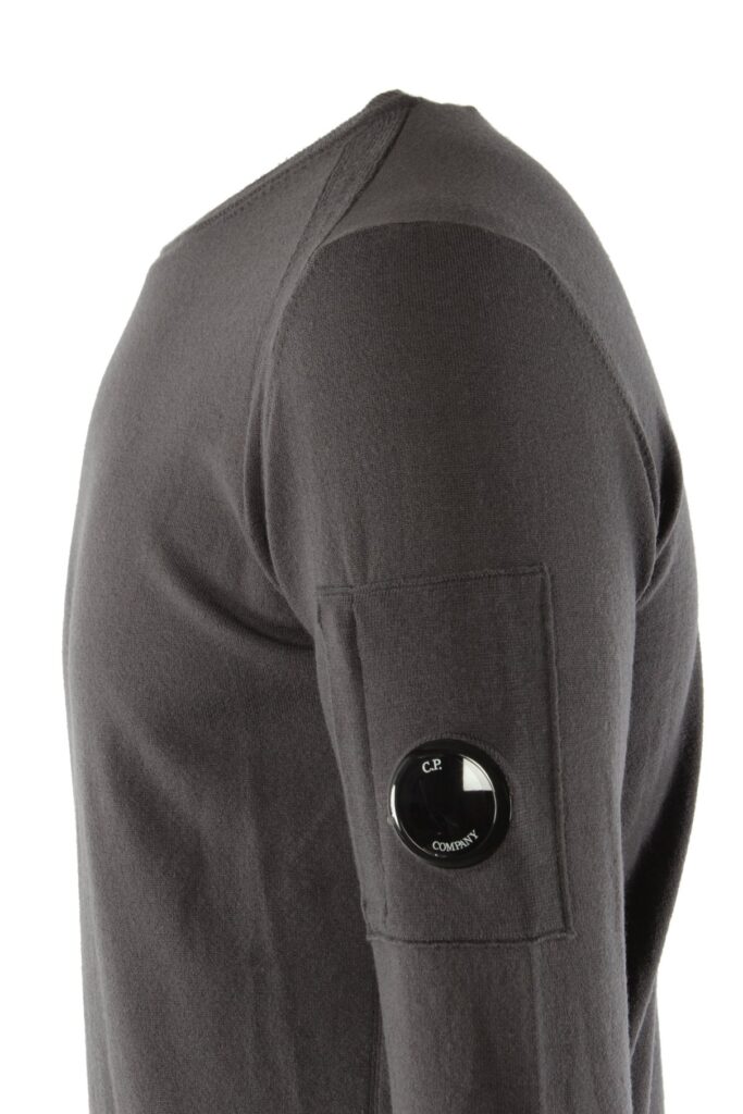 Fashiondome.nl-C.P.-Company-15cmkn072a-005528a-985-3