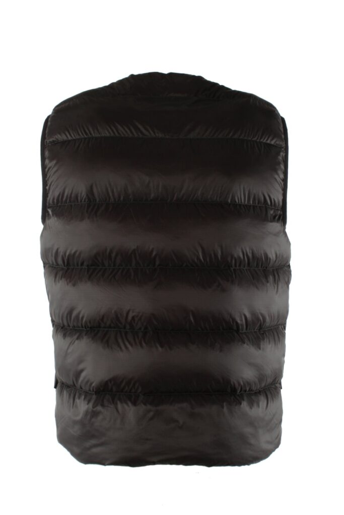 Fashiondome.nl-C.P.-Company-bodywarmer-15cmow203a-999-3
