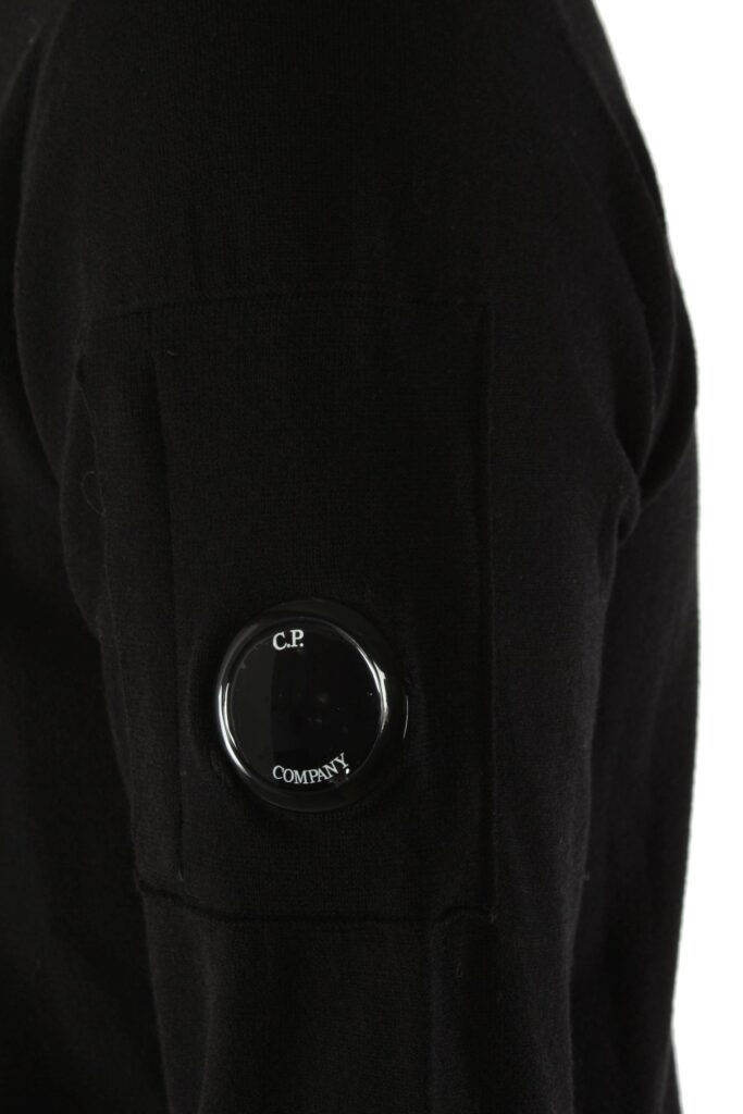 Fashiondome.nl-C.P.-Company-trui-15cmkn073a-005528a-3