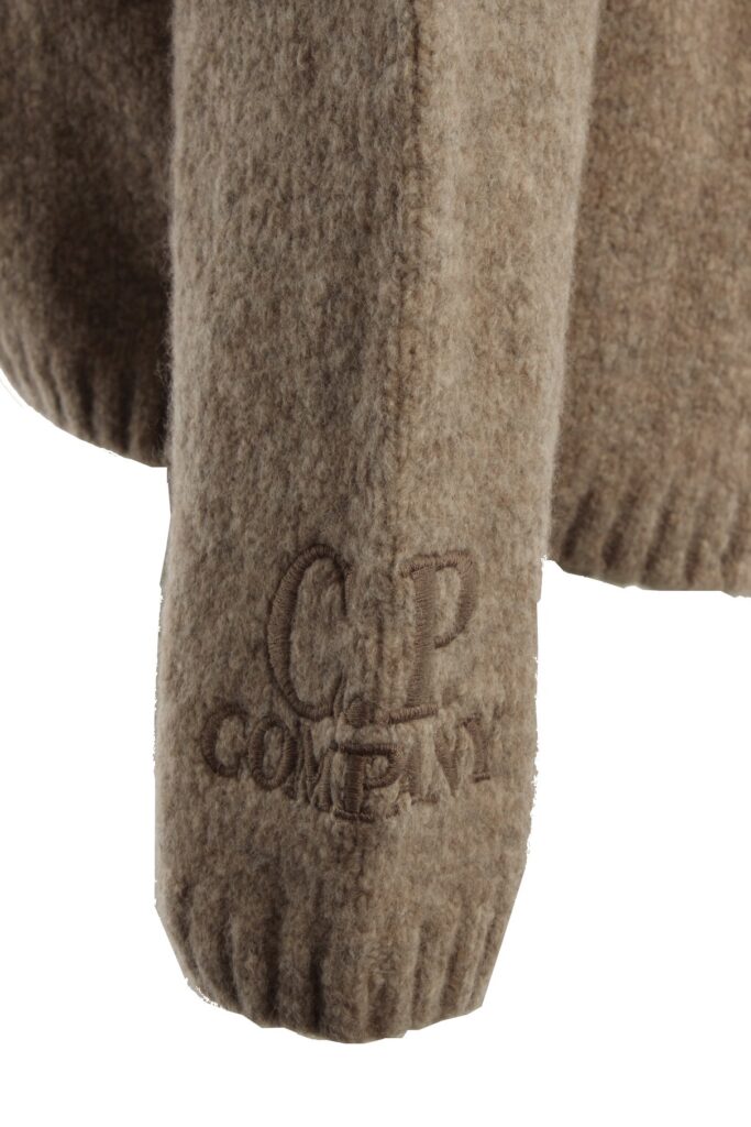 fashiondome.nl-C.P.-Company-trui-19cmkn281a-110509a-bruin-3
