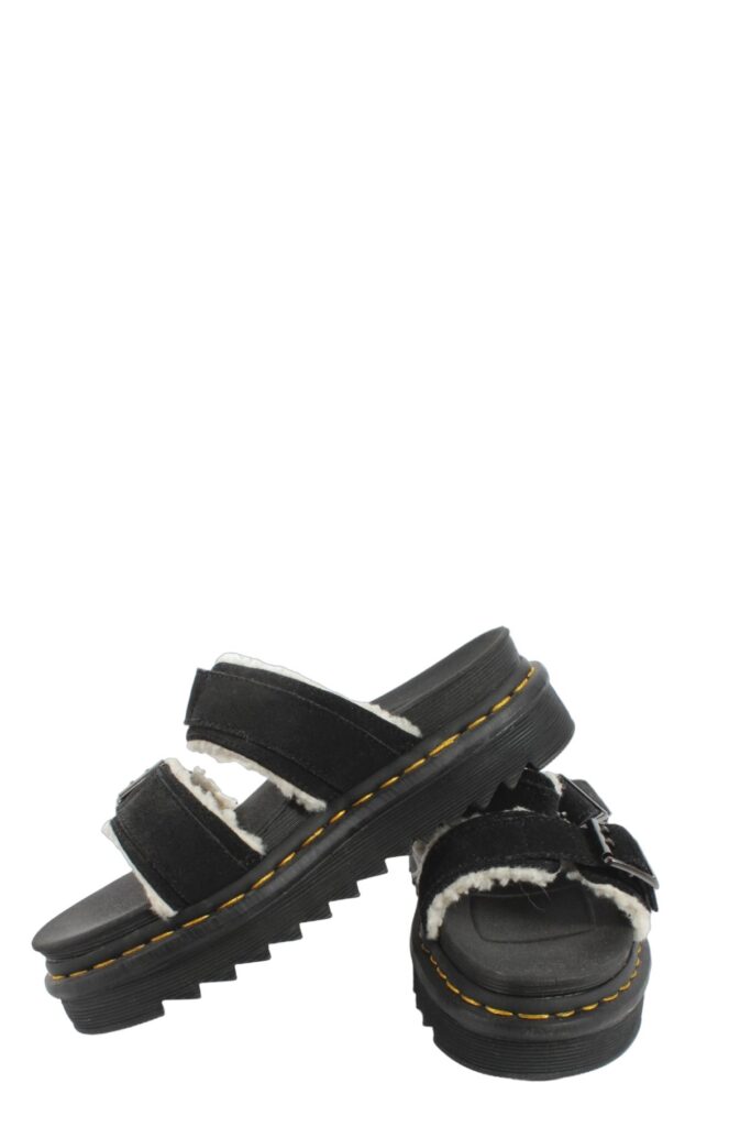 fashiondome.nl-Dr.-Martens-slippers-Myles-27771001-4