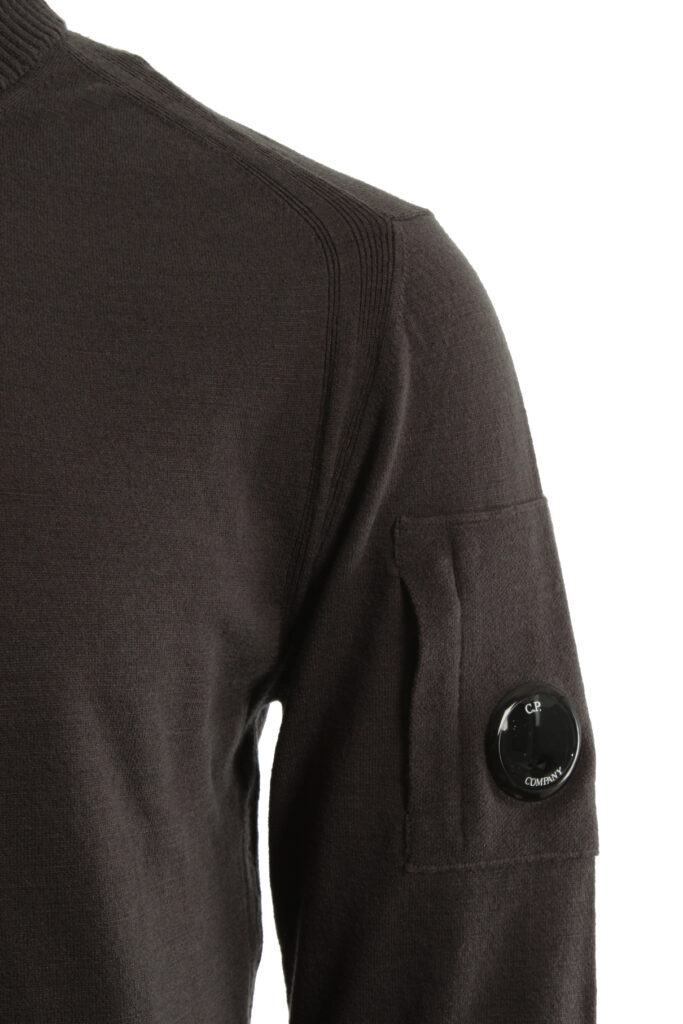 fashiondome.nl C.P. Company vest 19cmkn036a 005528a 978 (2)